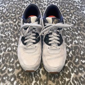 Nike AirMax woman’s